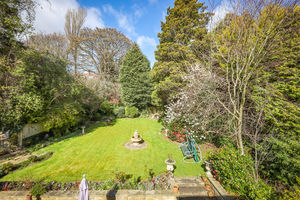 Photo 11- click for photo gallery